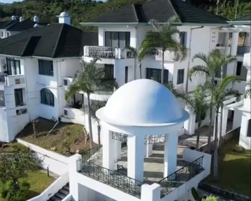 Vista de Loro community aerial view